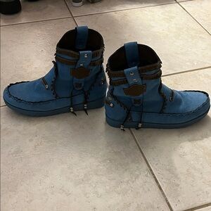 Turquoise suede moccasin bootie
